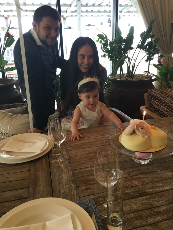 Дочке Иланы Юрьевой исполнился 1 год - «Шоу-Бизнес» Дочке Иланы Юрьевой исполнился 1 год - «Шоу-Бизнес»