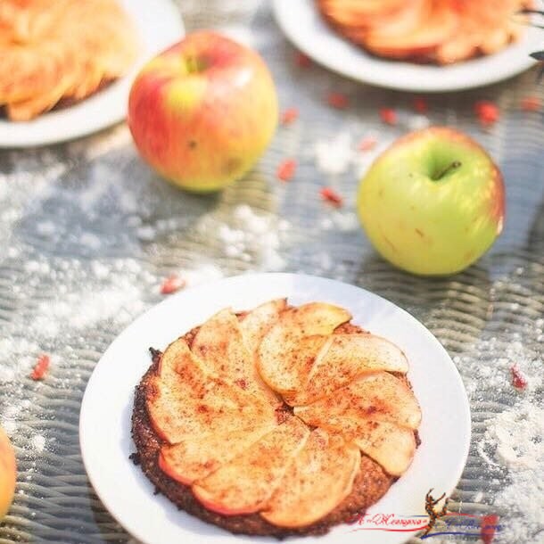 Маша Кравцова: рецепт яблочного тарта без глютена и сахара - «Рецепты»