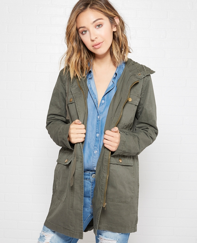 Весна пришла: 5 курток, которые обязательно должны быть у каждой мамы