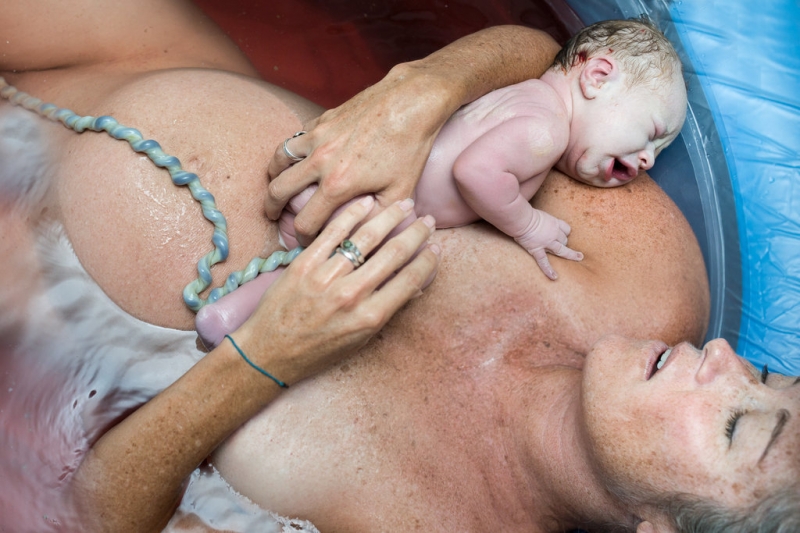 24 удивительных фото новорожденных от Моне Николь, сделанных сразу после родов