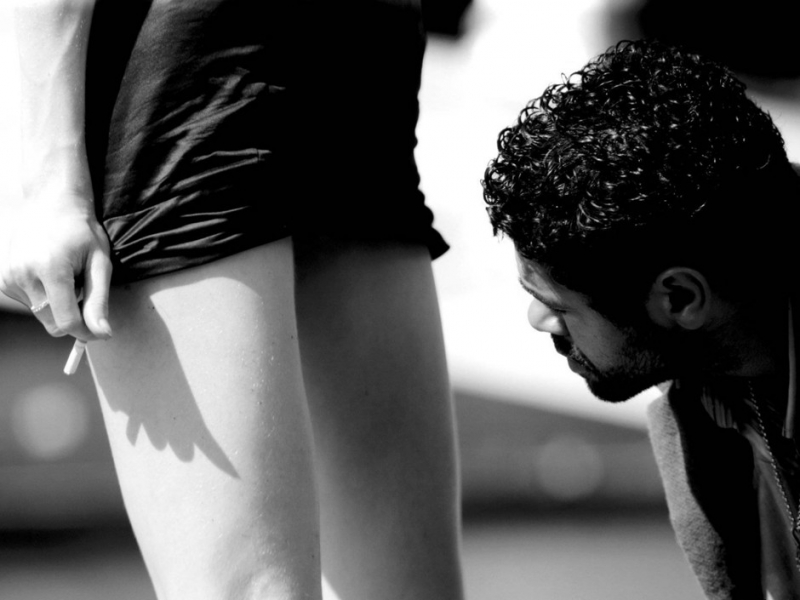 «В Москве приставать к тебе просто некому. Обычные граждане заняты своими делами» - «Любовь»