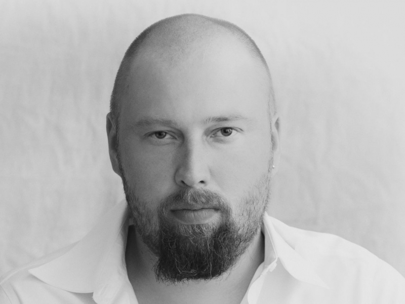 Денис Башев (37), дизайнер - «Любовь»