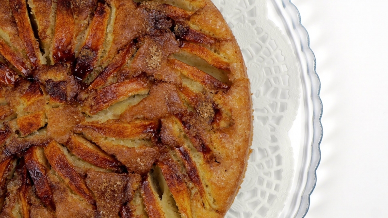 Простой итальянский деревенский пирог с яблоками  - «Видео советы»
