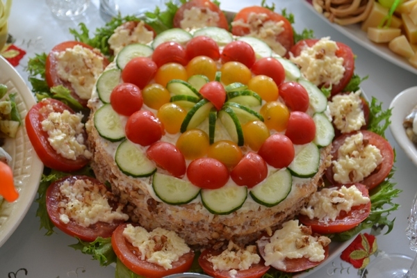 Кабачковый торт с куриным фаршем и помидорами - «Закуски»