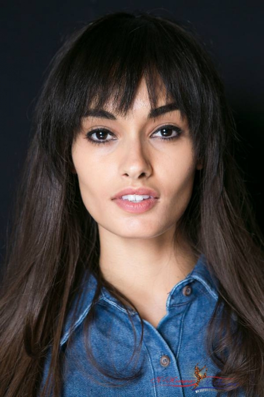 Модные челки 2016: фото стильных укладок с подиумов