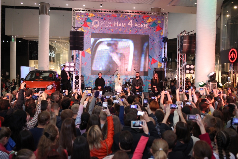День рождения Ocean Plaza: рекордное количество посетителей, куча подарков и звездный концерт