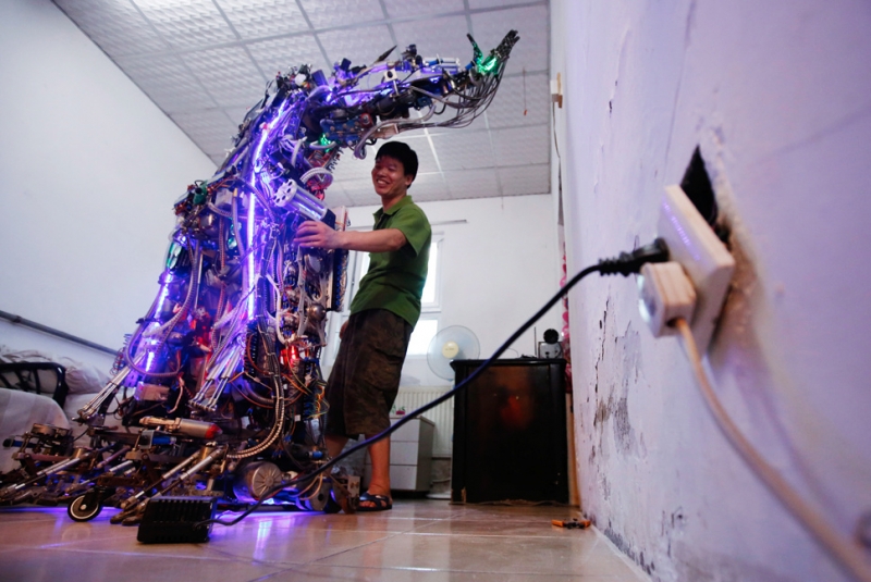 Товарищ Ку Ли Бин: 10 невероятных изобретений китайских Левшей!