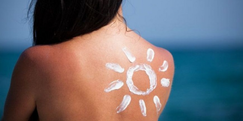Почему возникает аллергия на солнце - «Здоровье»