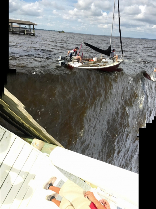 Камера айфона зафиксировала край земли