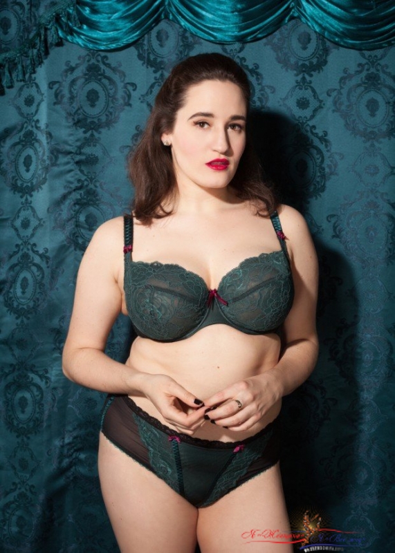 Как подобрать бюстгальтер для обвисшей груди - «Красота»