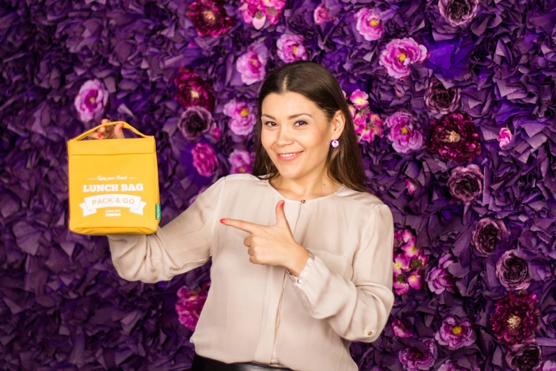 Как отказаться от зарплаты топ-менеджера и начать шить сумочки для обедов - «Бизнес»