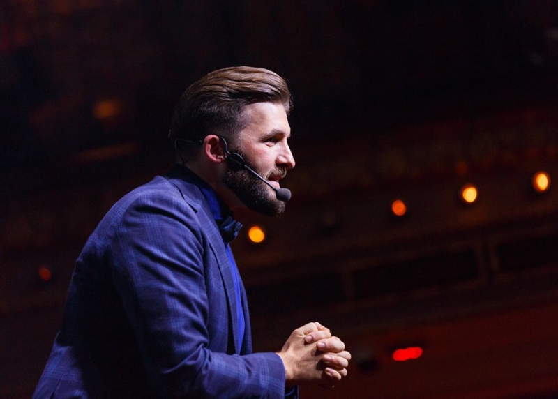 Как приручить ловеласа: актер и режиссер начинал все серьезные отношения с секса на одну ночь - «Семейные отношения»