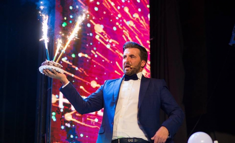 Как приручить ловеласа: актер и режиссер начинал все серьезные отношения с секса на одну ночь - «Семейные отношения»