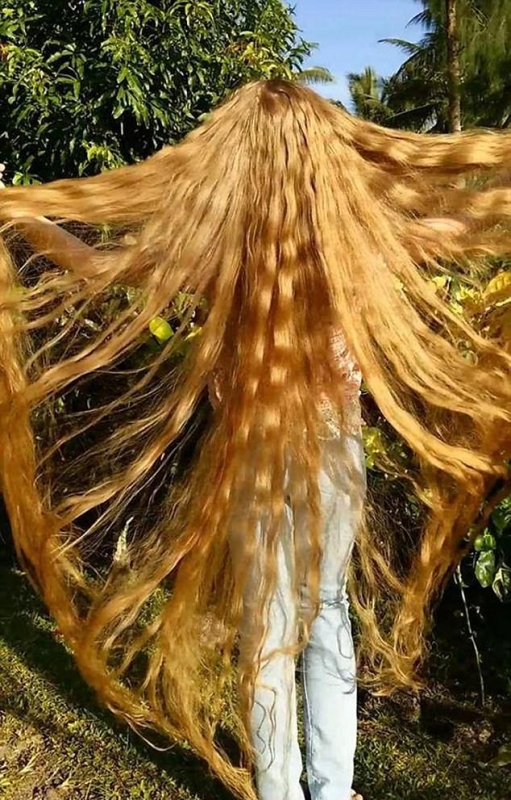 Настоящая Рапунцель поделилась секретами ухода за длинными волосами - «Уход»