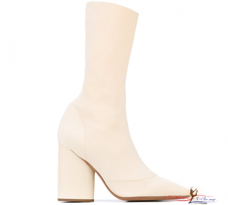 Актуальный тренд сезона осень-зима 2017/18 — сапоги-чулки - «Красота»