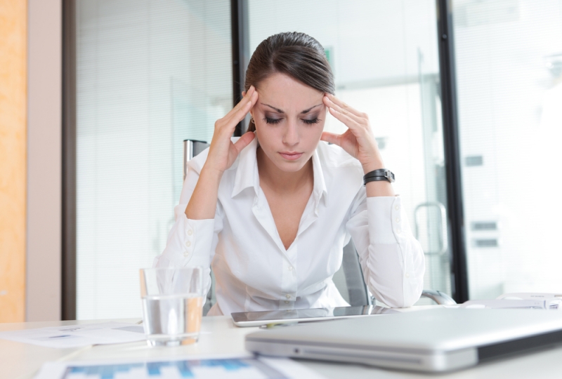 5 ежедневных привычек, из-за которых кожа стареет быстрее - «Уход»