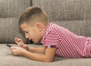 Есть ли у вашего ребенка «синдром электронного экрана»? Тест от психиатра - «Развитие ребёнка»