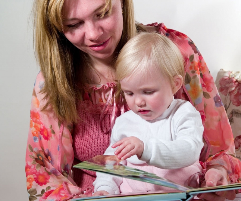 Не успеваете читать детям вслух? 6 способов наладить чтение вслух - «Дети»
