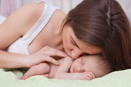 Недоношенный ребенок: развитие и обследования в первые месяцы - «Новорожденный»