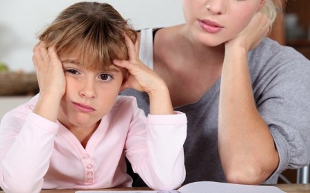 Почему не надо делать уроки с ребенком: 5 причин - «Я и Дети»