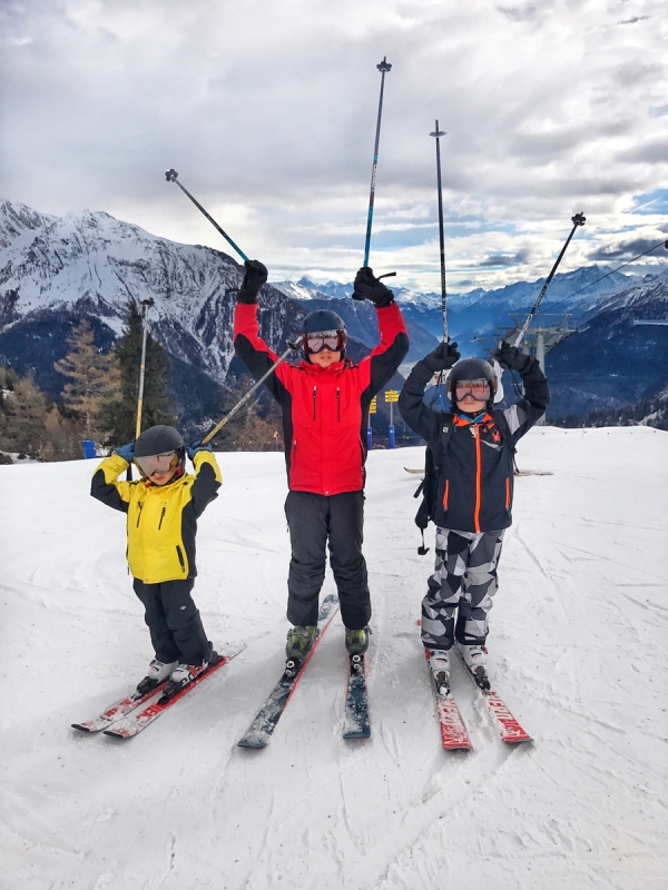 Как научить ребенка кататься на горных лыжах? Советы мамы 4 детей - «Путешествия»