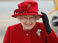 В стиле Энди Уорхола: любимые оттенки в нарядах королевы Елизаветы II - «Я как Звезда»