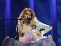 Юлия Самойлова выступит на «Евровидении» в странном платье - «Я как Звезда»