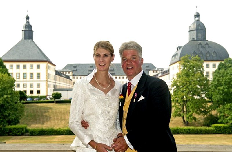 «Не родись красивой!»: в сети обсуждают свадьбу немецкой принцессы Стефании Сибиллы - «Психология»