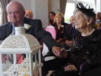 100-летняя британка вышла замуж за 74-летнего возлюбленного - «Про жизнь»