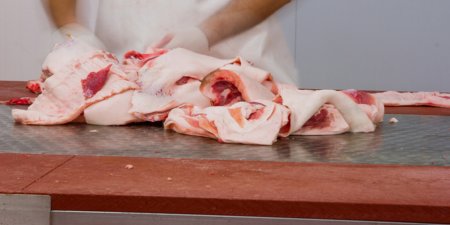 Граждане экономят на мясе - «Бизнес»