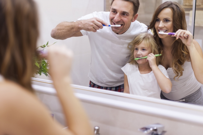 Залог красивой улыбки: чистим зубы с удовольствием - «Здоровье»