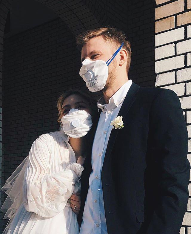 Фата и маска: актриса Таисия Вилкова вышла замуж за режиссера Семена Серзина в разгар пандемии - «Я и Отдых»