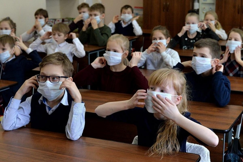 Коронавирус не пройдет! В московских школах усилены меры профилактики (а в родительских чатах — паника!) - «Я и Дети»