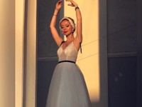 Елена Захарова показала точеную фигуру в платье балерины - «Я как Звезда»