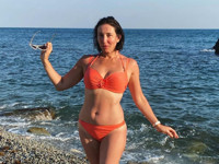52-летняя Алика Смехова похвасталась фигурой в купальнике - «Я как Звезда»