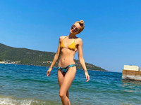 Полина Гагарина показала стройную фигуру в бикини - «Я как Звезда»