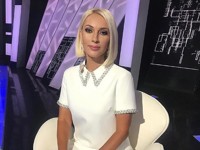 Лера Кудрявцева пришла в телестудию в белом мини-платье - «Я как Звезда»