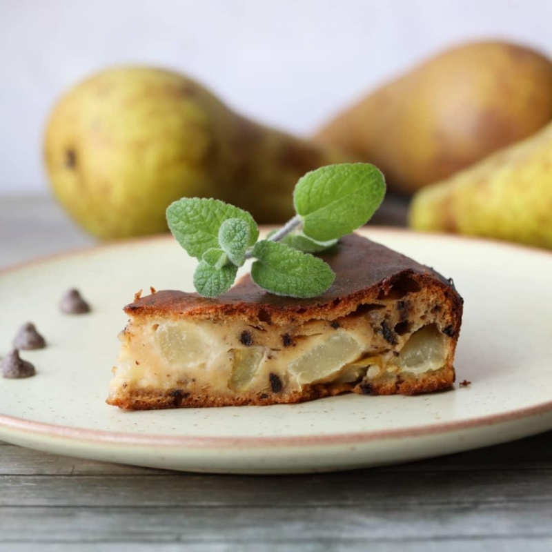 Сочность и горчинка: готовим нежный пирог с грушами и шоколадом - «Я и Кухня»
