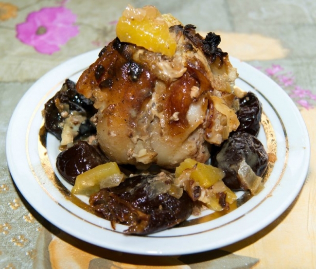 Свинина с ананасом и черносливом по-доминикански - «Второе блюдо»
