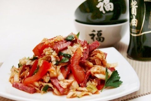 Салат из пекинской капусты с колбасой - «Блюда из мяса»