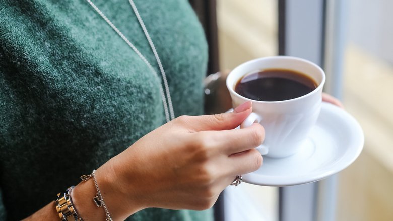 Нутрициологи рассказали, как кофе помогает сжигать калории при похудении - «Я и Красота»